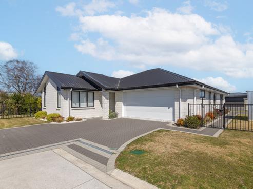 13 Saint Pats Grove, Nukuhau