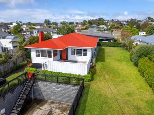 54 Waiwaka Terrace, Strandon
