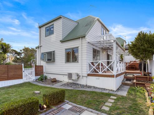 3/102A Manuka Road, Bayview