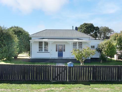 40 Follett Street, Marton