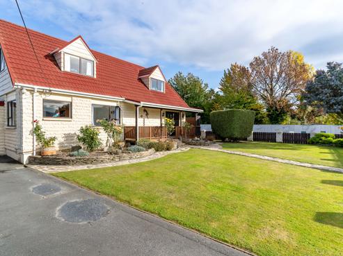 62 Carlyle Road, Mosgiel