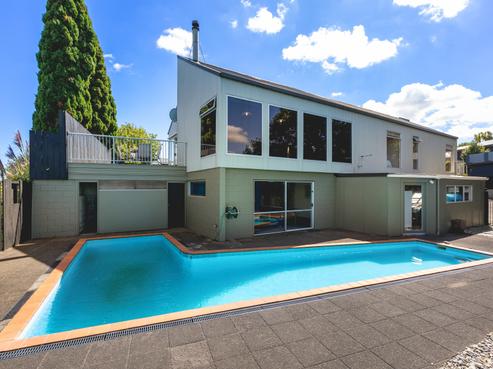 18B Montana Place, Merrilands