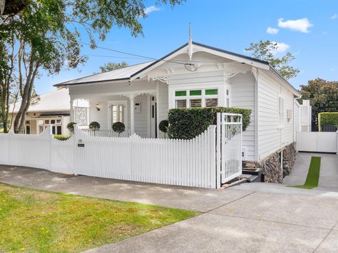 18 Pine Street, Mount Eden