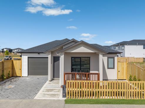 4 Ngakau Road, Karaka