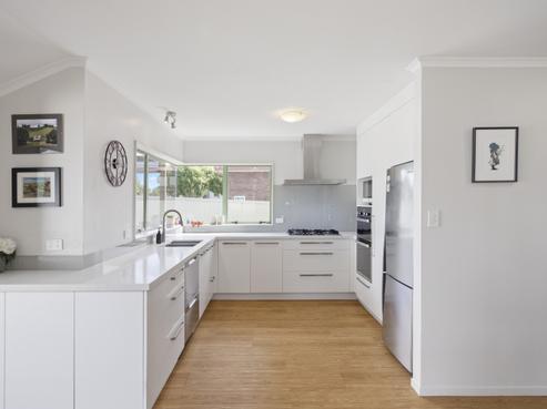 37 Riverside Drive, Waiuku