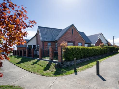 2/30 Jarrett Terrace, Leamington
