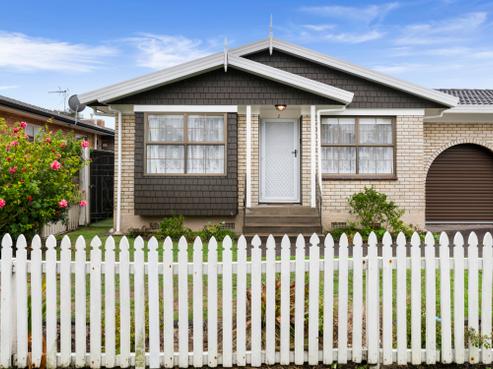 2/1A Rimu Road, Mangere Bridge