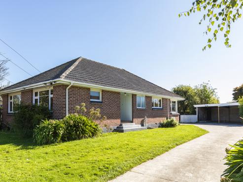 12 Aorangi Road, Bryndwr