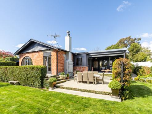 2 Greenwood Road, Havelock North
