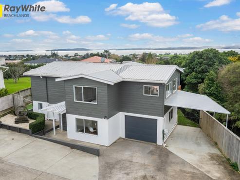104 Beachlands Road, Beachlands