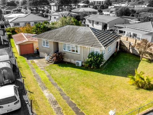 64 Tawa Crescent, Manurewa