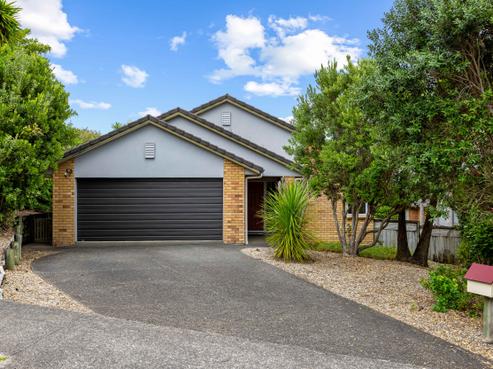 12 Jelas Road, Red Beach