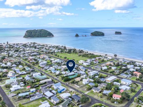 216 Given Avenue, Whangamata