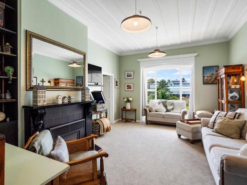 13 Roslyn Road, Napier Hill