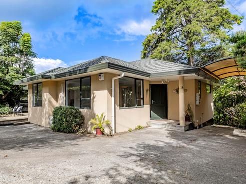 1A Derwent Crescent, Titirangi