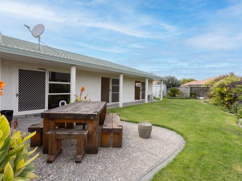 9 Knightsbridge Place, Taradale