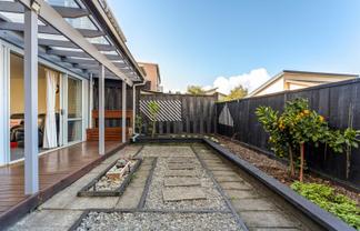 99 Albionvale Road, Glen Eden