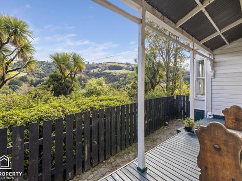 54 Rhodes Terrace, North East Valley