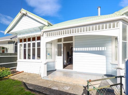 189 Macandrew Road, South Dunedin
