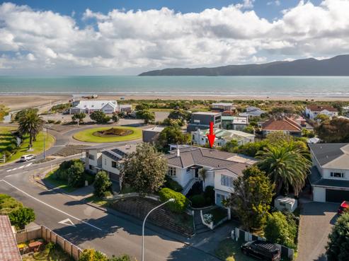 5 Golf Road, Paraparaumu Beach