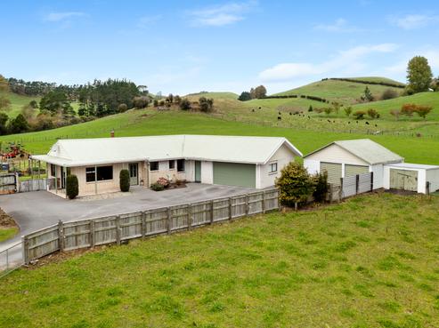 32 Davis Road, Inglewood