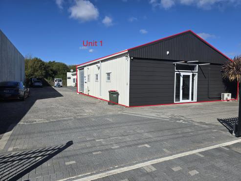34 Clayton Road, Mangakakahi