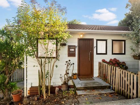 2/66 Glamorgan Drive, Torbay