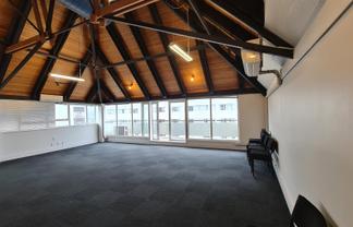 Cool Penthouse Office for great rental rate! 100% NBS