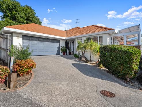 31 Gillett Place, Botany Downs