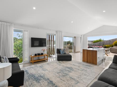 8 Nautical Heights, Mangawhai Heads