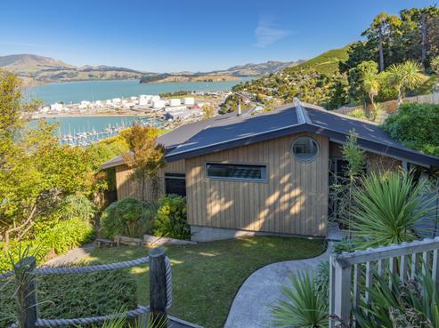 19 Bridle Path, Lyttelton