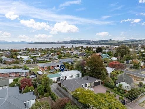 2/205 Tamamutu Street, Taupo