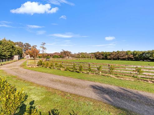 468 Tararua Road, Levin