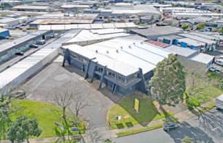 2,028M² PRIME ROAD FRONTAGE FOR LEASE
