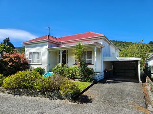 9 Heaphy Street, Greymouth