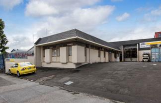 STANDALONE OFFICE WAREHOUSE
