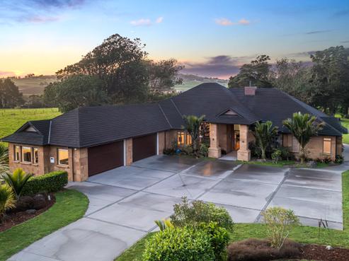 32 Parker Lane, Buckland