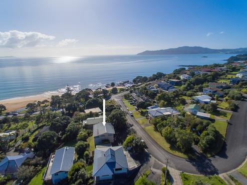 5 Seaview Road, Cable Bay