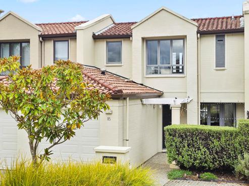 85 Naples Way, Albany Heights