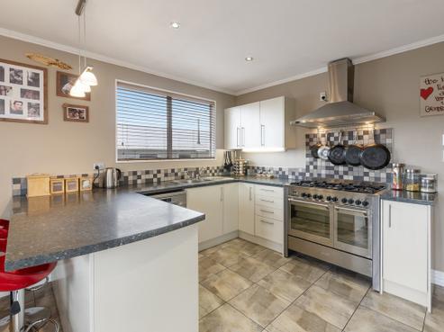 102 Martin Road, Paraparaumu Beach