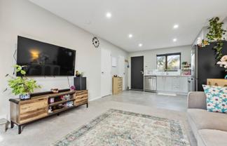 7/30 West Coast Road, Glen Eden