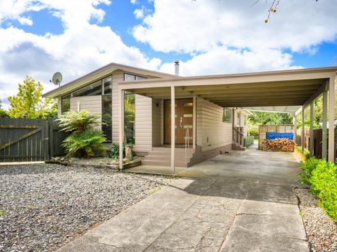 8 Dalzien Place, Feilding