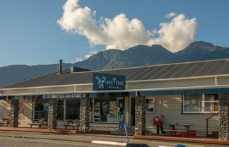 69 Main Road, Whataroa