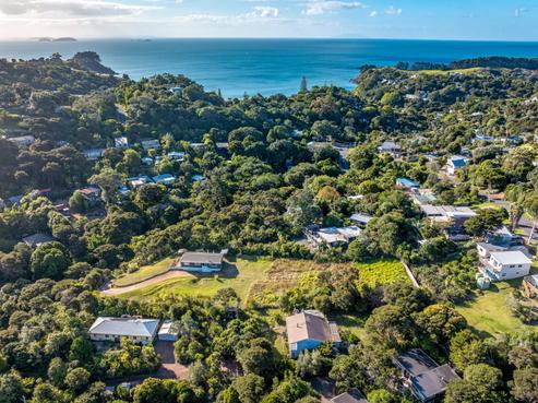 12B Te Toki Road, Ostend