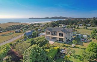 11 Oakham Street, Hampden