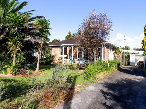 109 Lowe Avenue, Thames