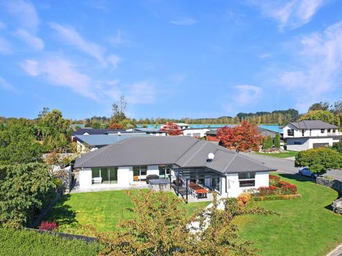 3 Ludlow Drive, Huntingdon/Lake Hood