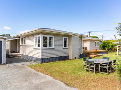 11 Argyle Street, Waipu
