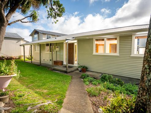 8 Torwood Road, Khandallah