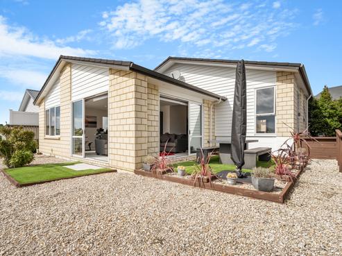 16 Kiwa Crescent, Gulf Harbour
